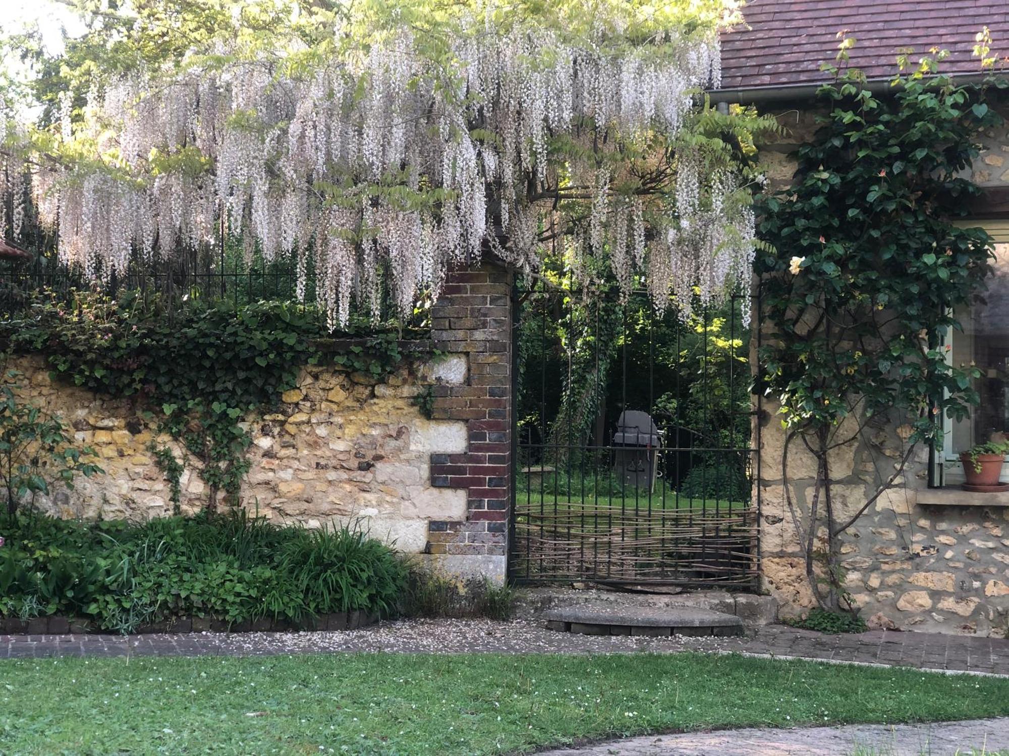Le Clos Des Songes Blaru Dış mekan fotoğraf